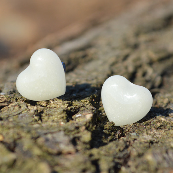 Nakit iz materinega mleka z epoksi smolo